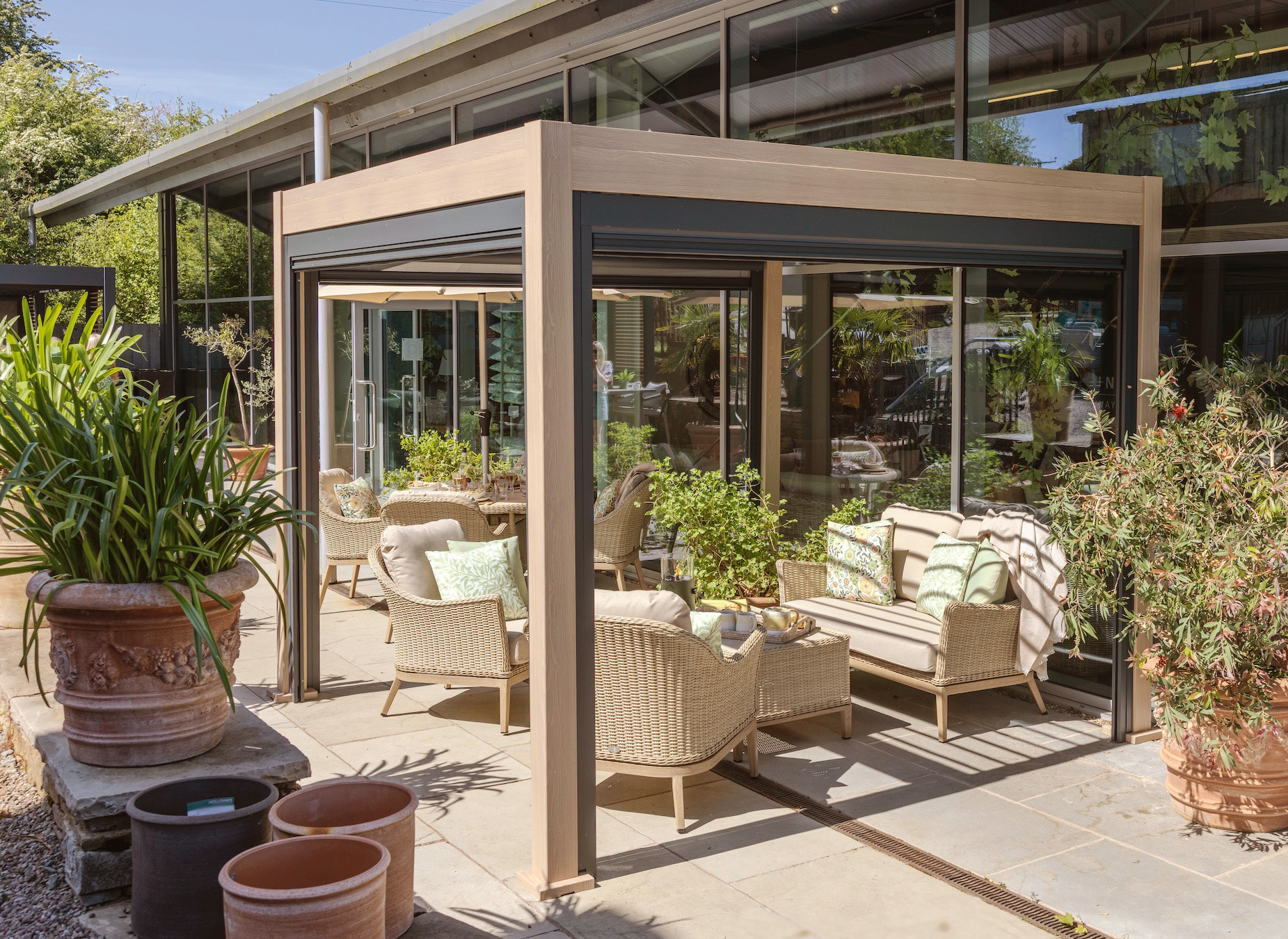 Capri oak pergola